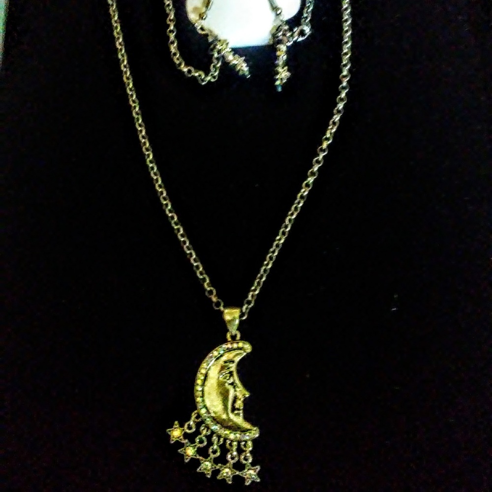 gold moon necklace